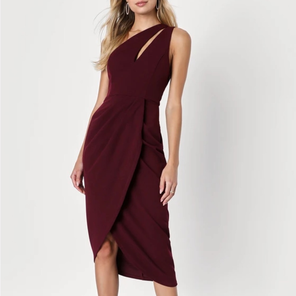 Elegant Burgundy One-Shoulder Dress
